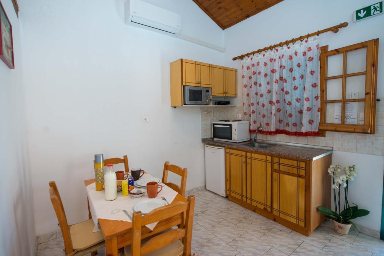 Georgia Apartments Sidari Sidárion Extérieur photo